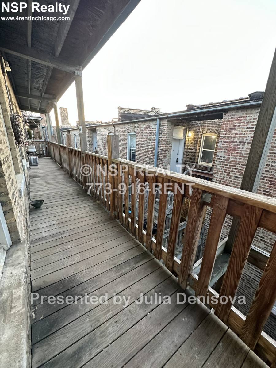 Apartment for rent at 5662 N Ridge #1E, Chicago, IL 60660