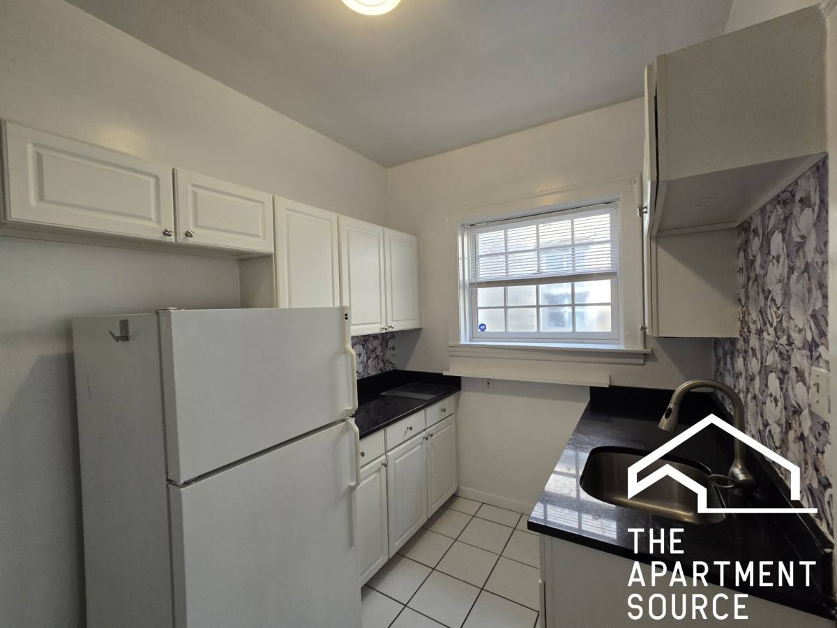 Apartment for rent at 1456 Oak Ave #3N, Evanston, IL 60201