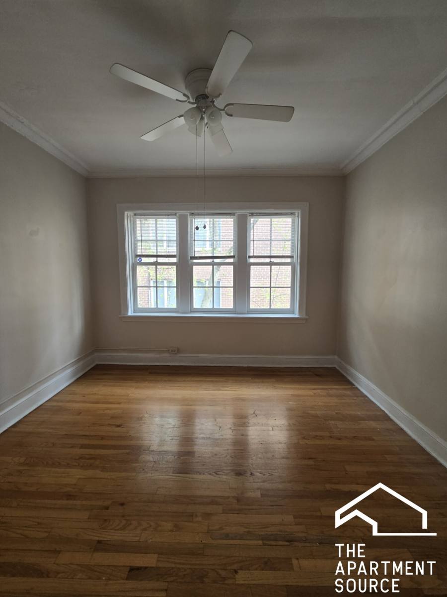 Apartment for rent at 1456 Oak Ave #3N, Evanston, IL 60201