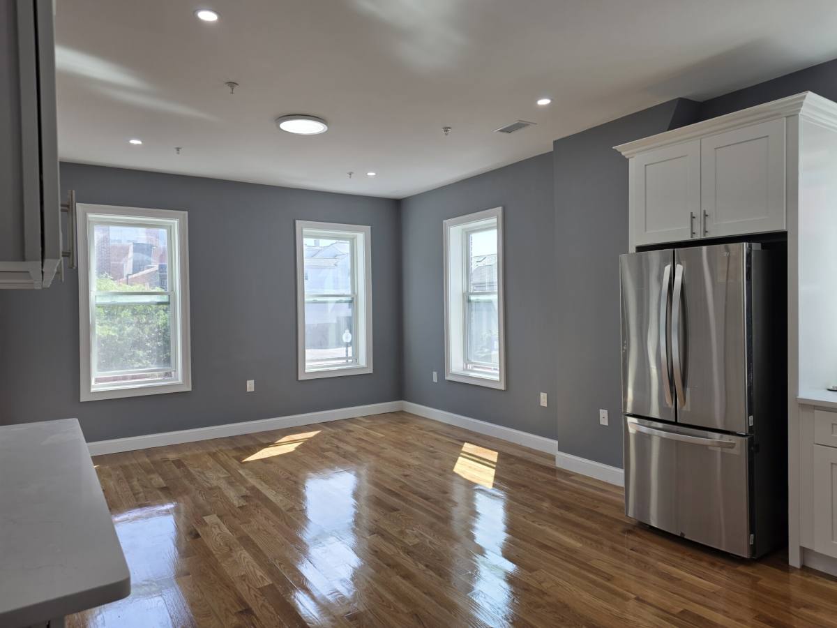 Apartment for rent at 341 Cambridge #2, Cambridge, MA 02141