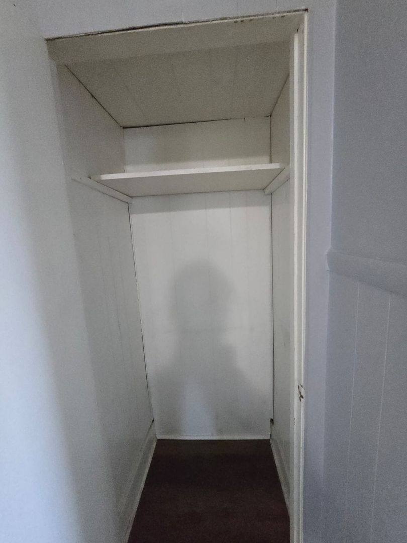 Apartment for rent at 320 Cleveland, Trenton, NJ 08629