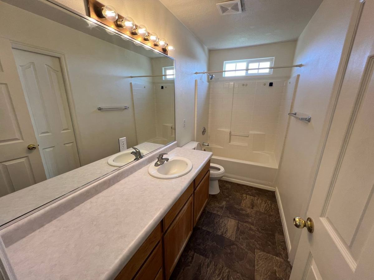 Apartment for rent at 652 N 2720 E, Saint George, UT 84790