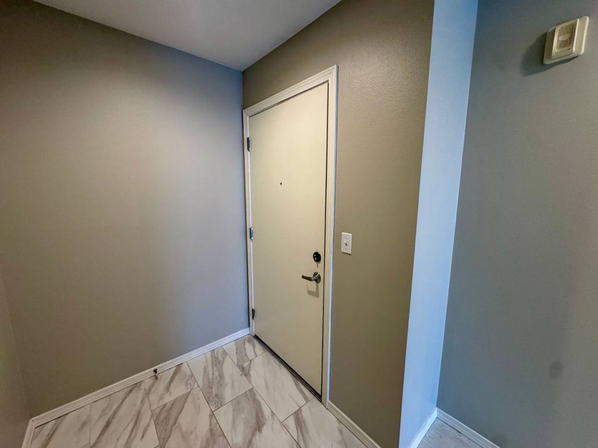 Condo for rent at 1323 Boren Ave, Seattle, WA 98101