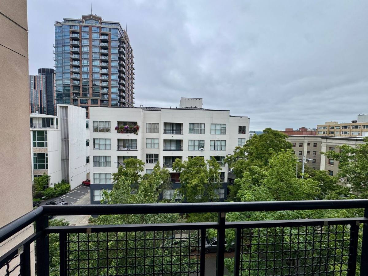 Condo for rent at 1323 Boren Ave, Seattle, WA 98101