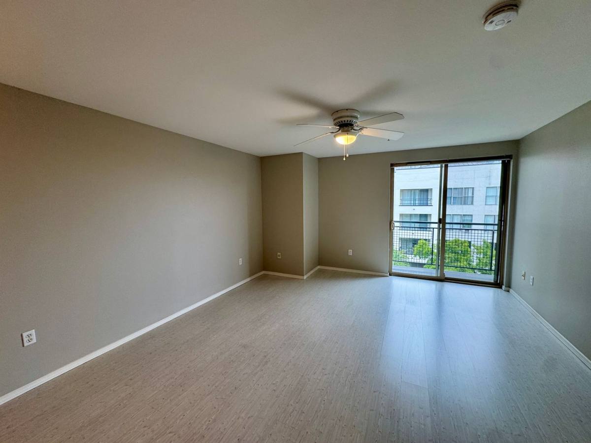 Condo for rent at 1323 Boren Ave, Seattle, WA 98101