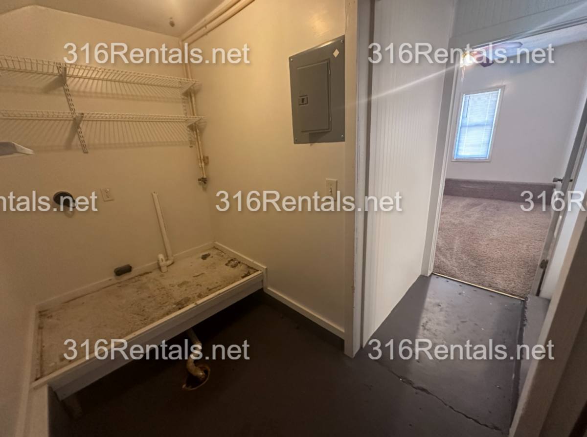House for rent at 2305 S Topeka, Wichita, KS 67211