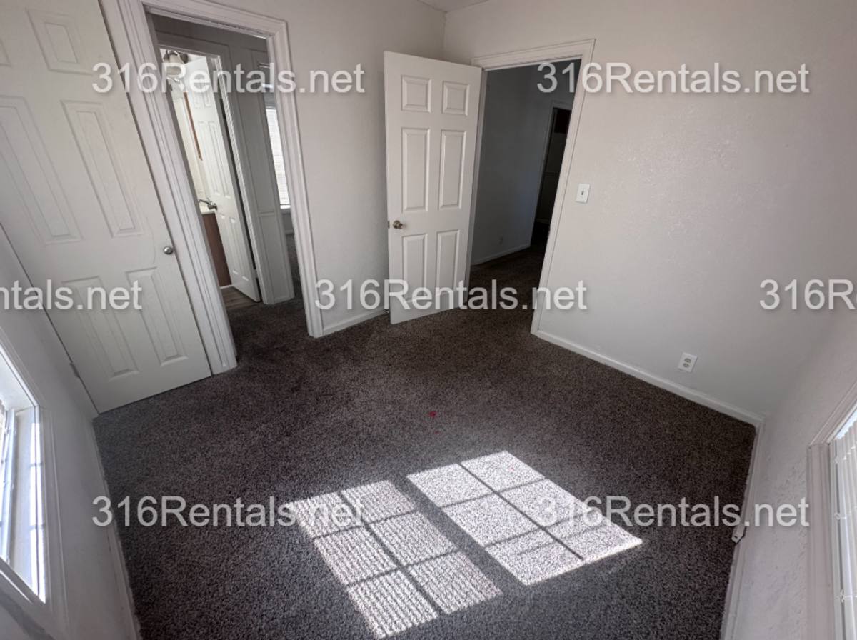 House for rent at 2305 S Topeka, Wichita, KS 67211
