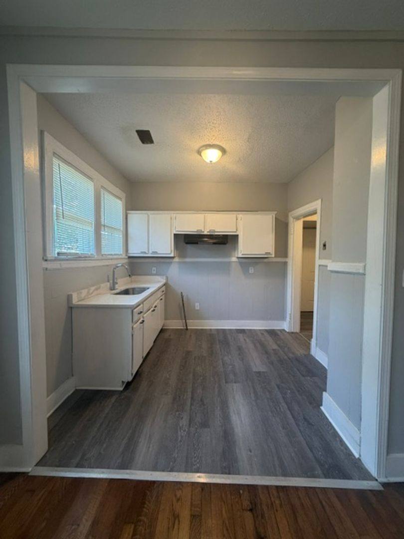 Apartment for rent at 609-611 Mallory, Memphis, TN 38106