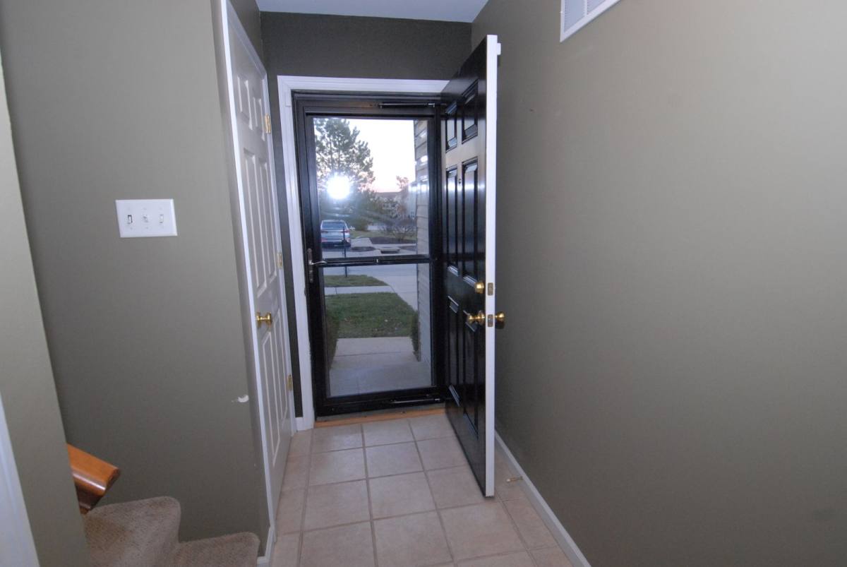 Townhouse for rent at 603 Country Village Dr, Lake Saint Louis, MO 63367