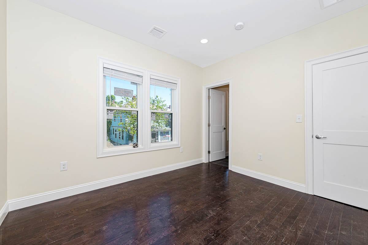 Apartment for rent at 70-72 Stanley Ave #2F, Medford, MA 02155