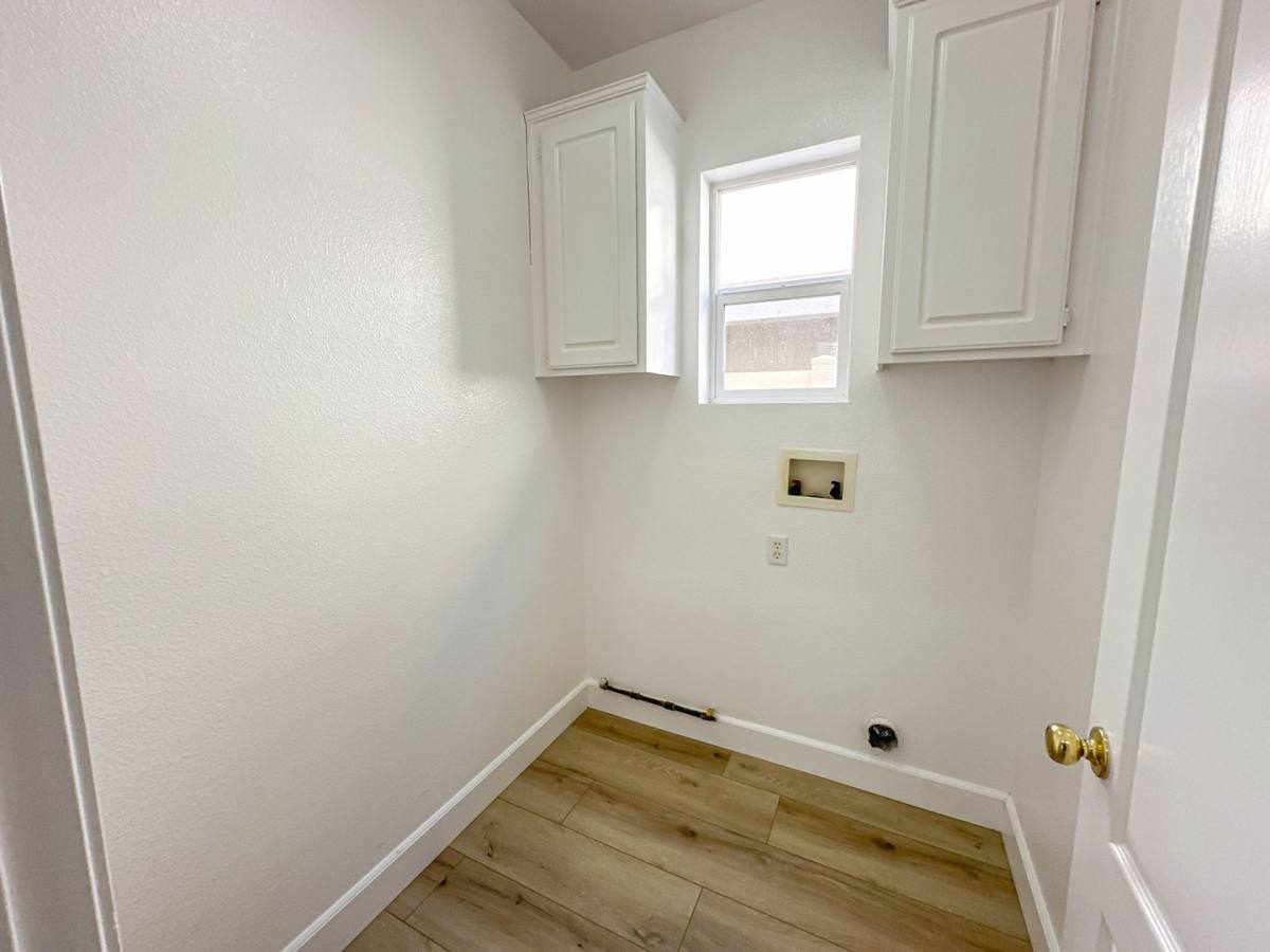 House for rent at 27712 Mahogany Row, Canyon Country, CA 91351