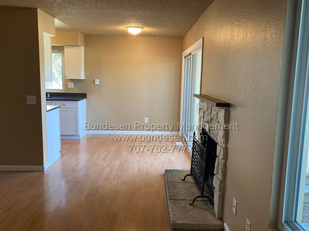 Condo for rent at 465 Enterprise Dr, Rohnert Park, CA 94928
