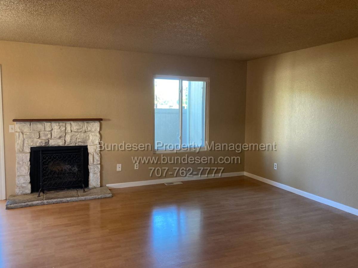 Condo for rent at 465 Enterprise Dr, Rohnert Park, CA 94928