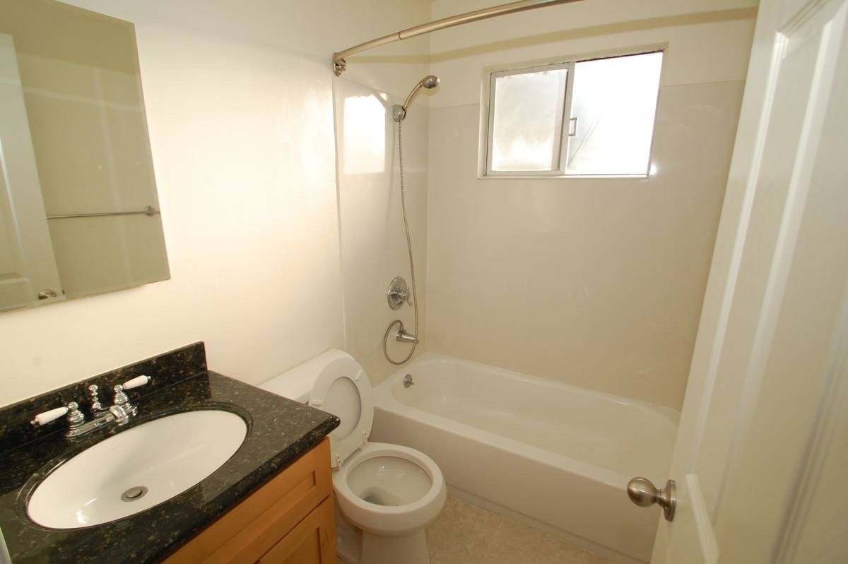 Apartment for rent at 2224 Jefferson Ave, Berkeley, CA 94703