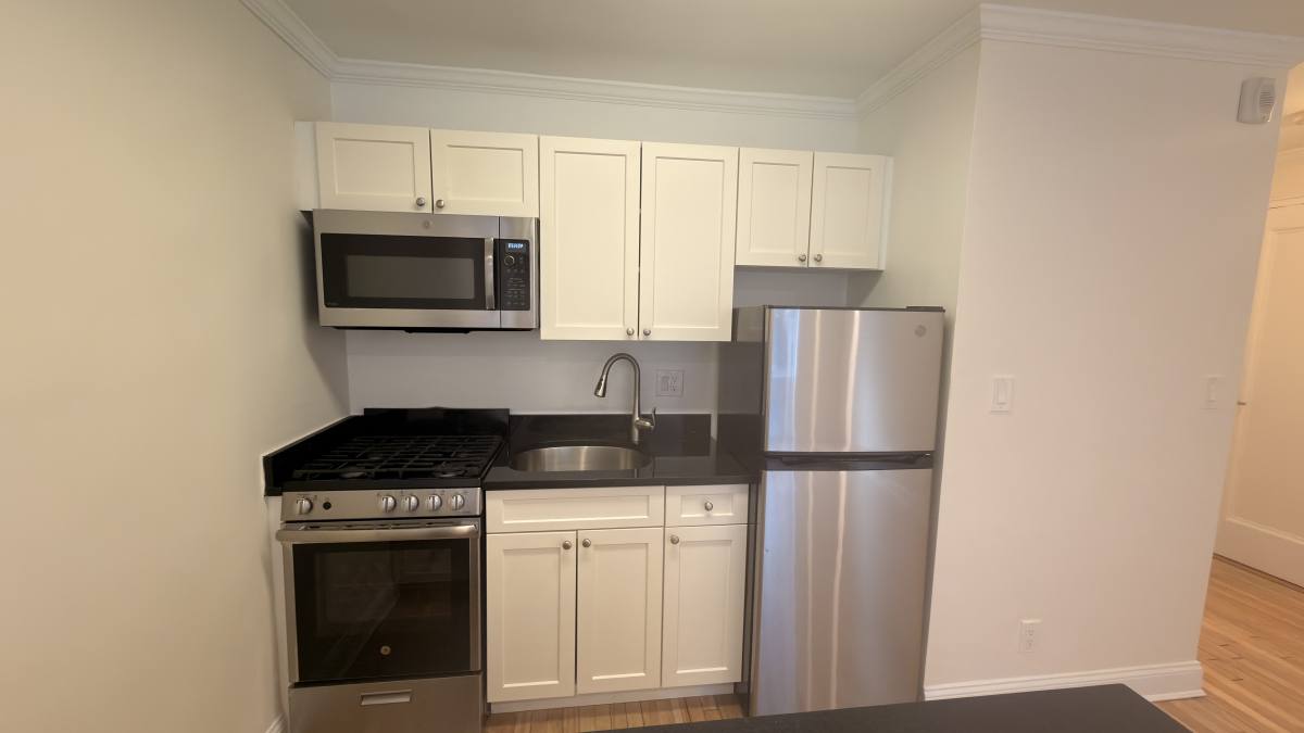 Apartment for rent at 54 Alton Place #1D, Brookline, MA 02446