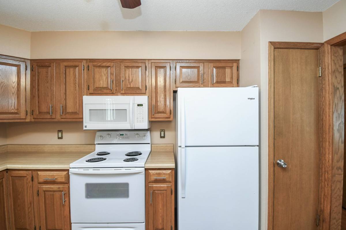 House for rent at 2213 S Wellington Ave, Sioux Falls, SD 57106