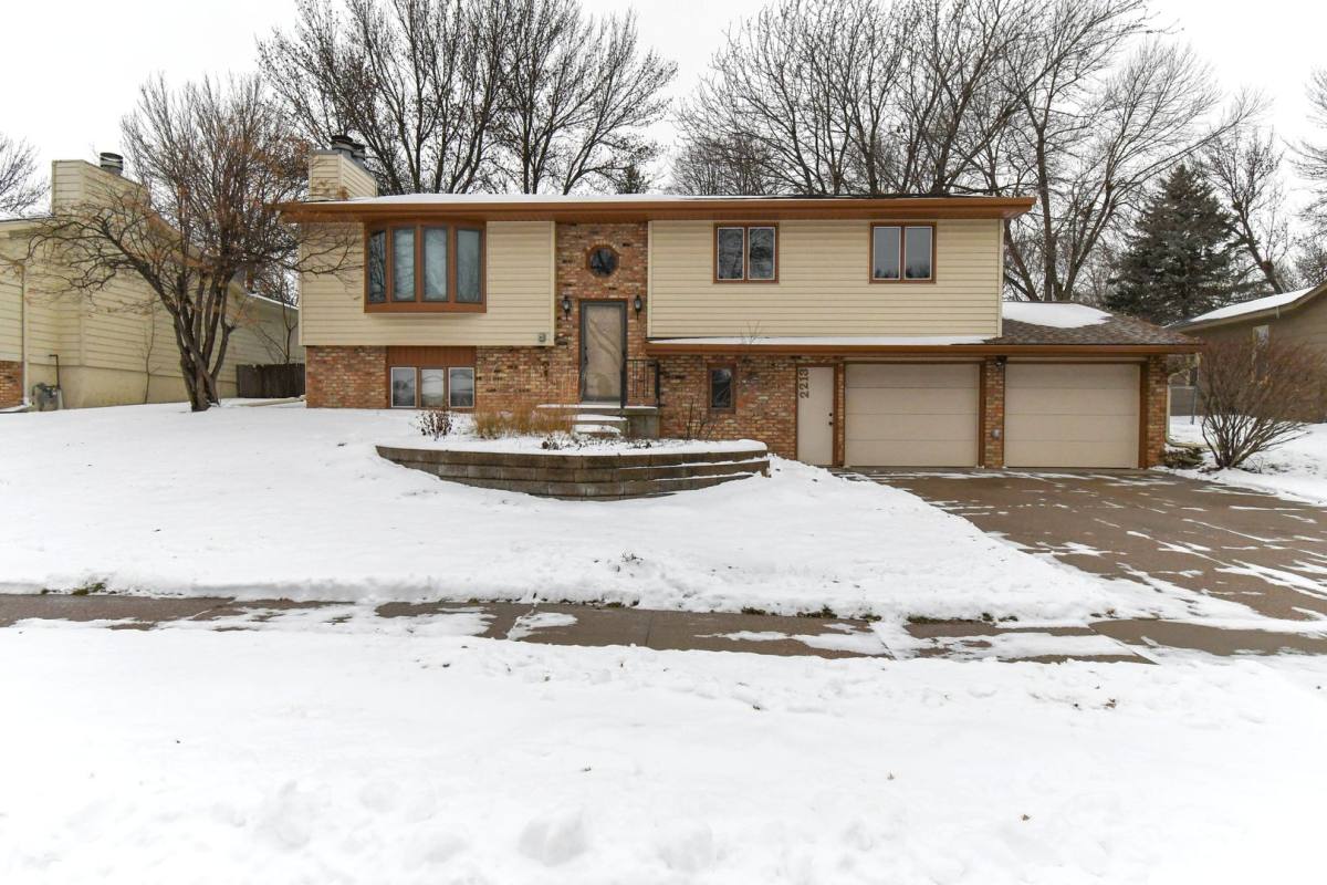 House for rent at 2213 S Wellington Ave, Sioux Falls, SD 57106