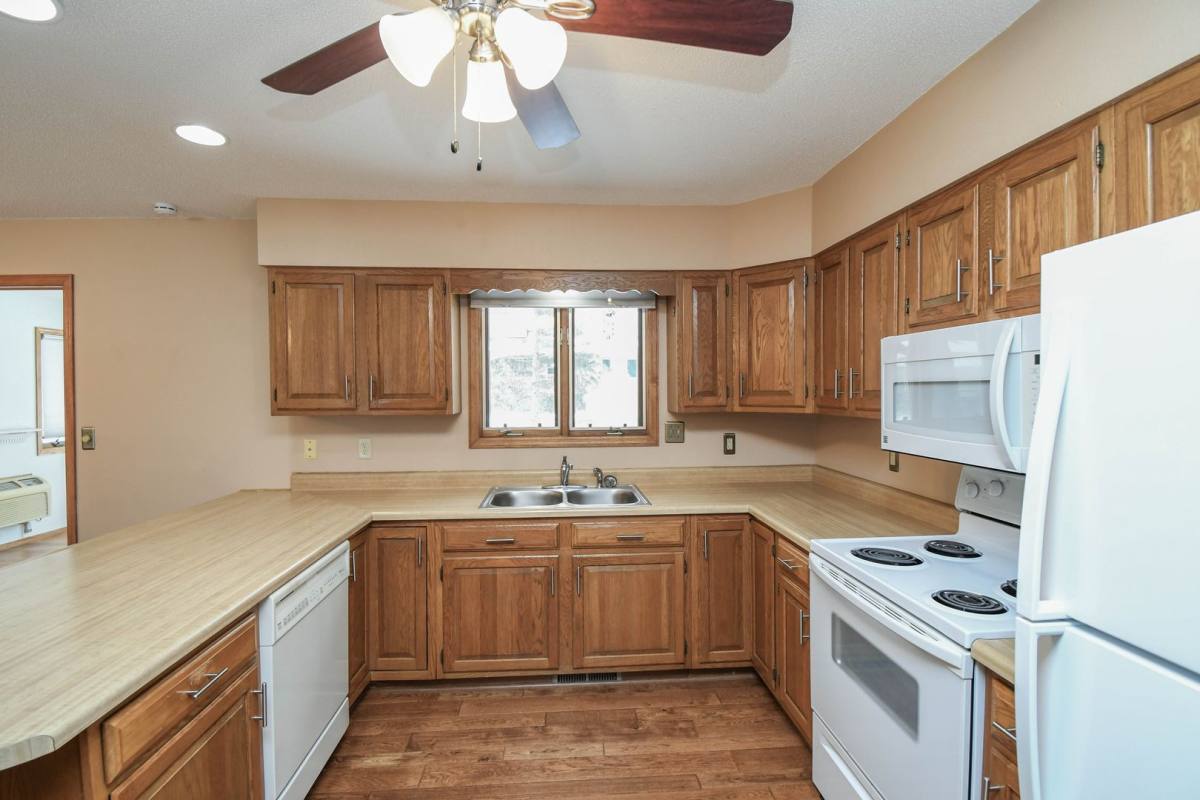 House for rent at 2213 S Wellington Ave, Sioux Falls, SD 57106