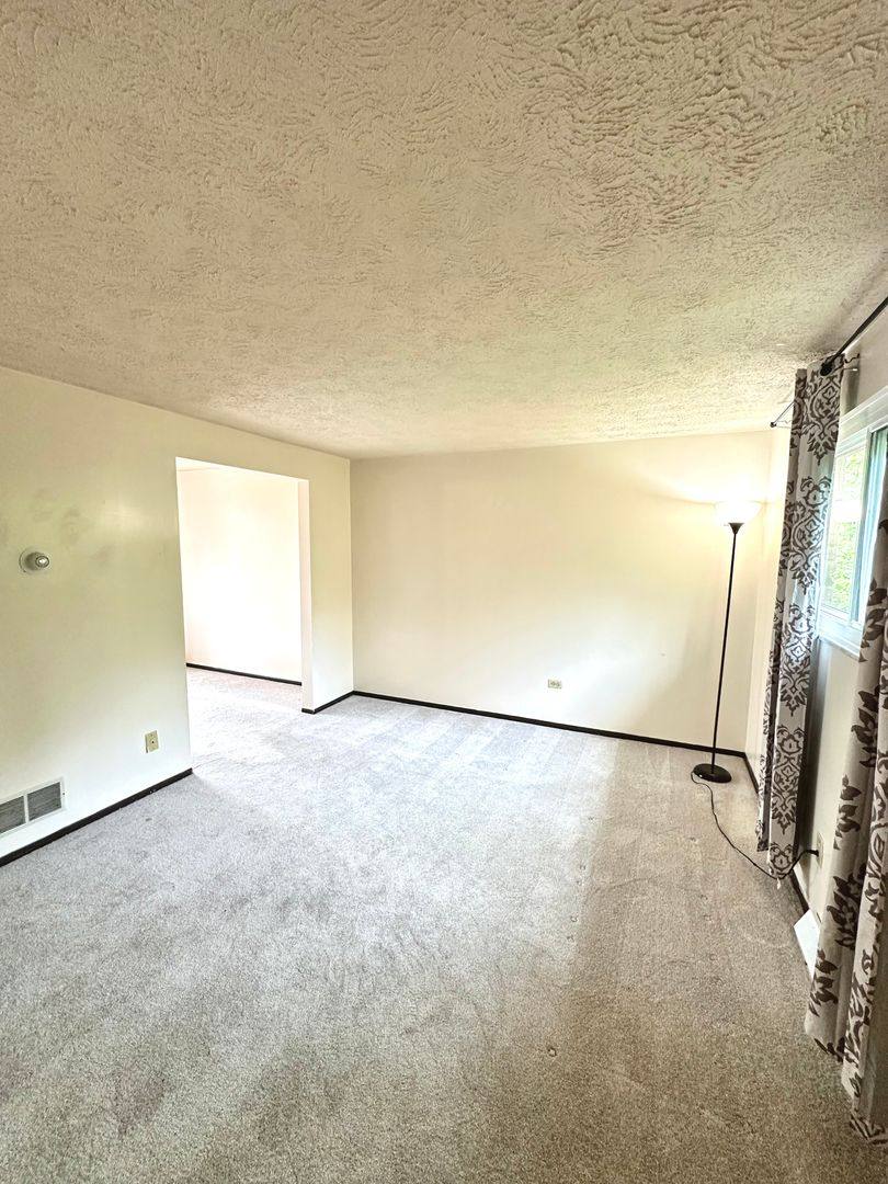 Townhouse for rent at 3830 Lebanon Church Rd, West Mifflin, PA 15122