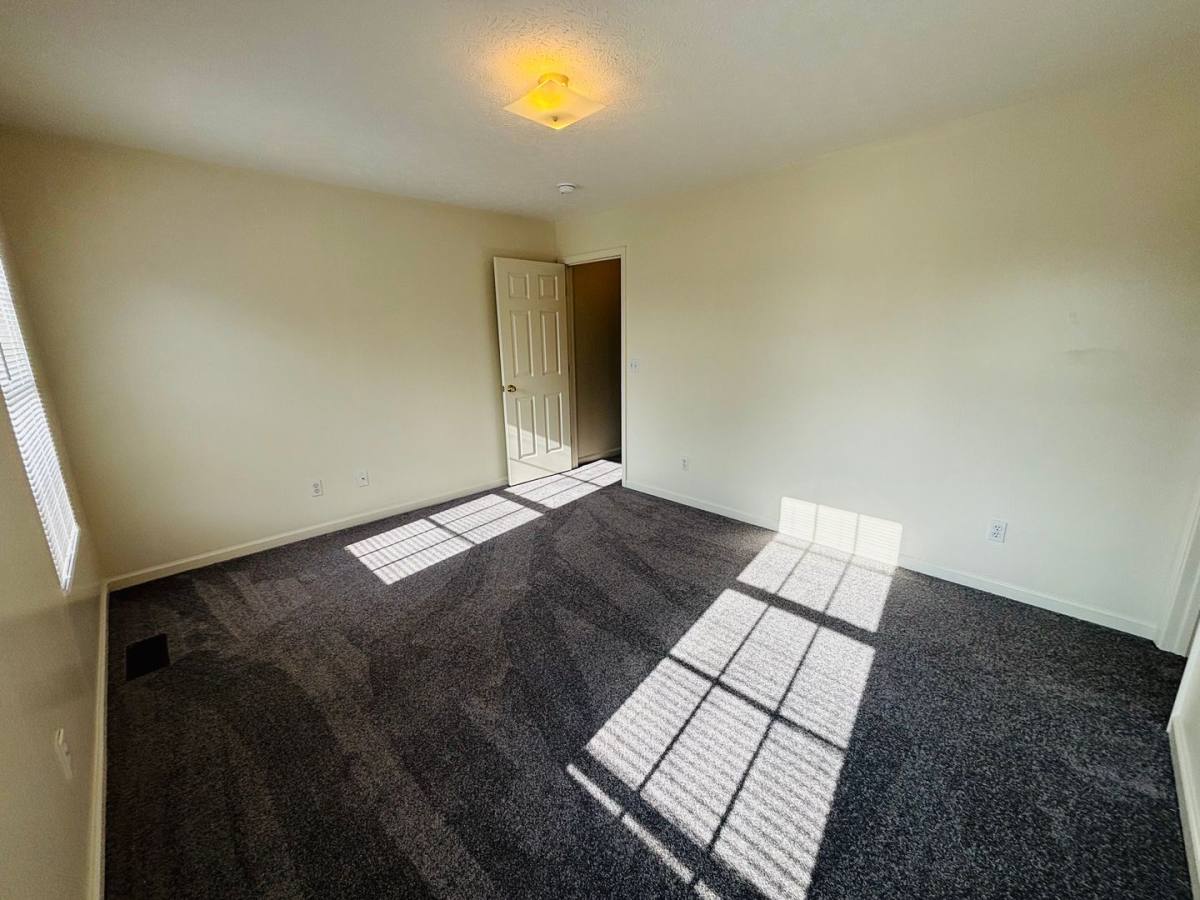 Townhouse for rent at 724 Park St, Christiansburg, VA 24073