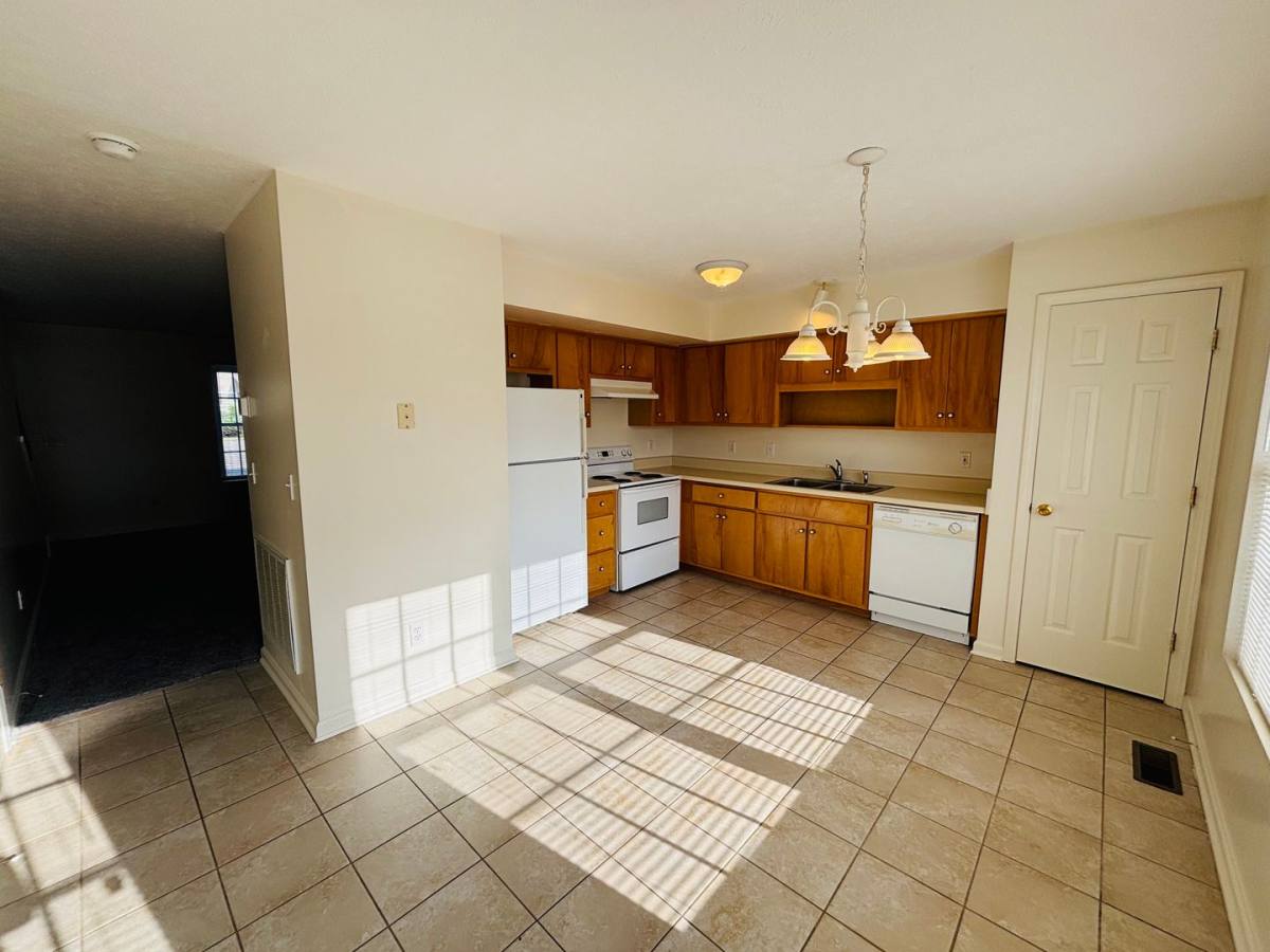 Townhouse for rent at 724 Park St, Christiansburg, VA 24073