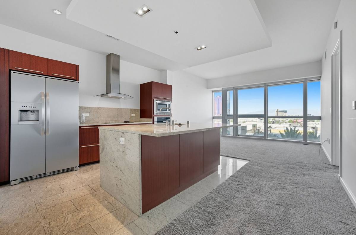 Condo for rent at 4471 Dean Martin Dr, Las Vegas, NV 89103