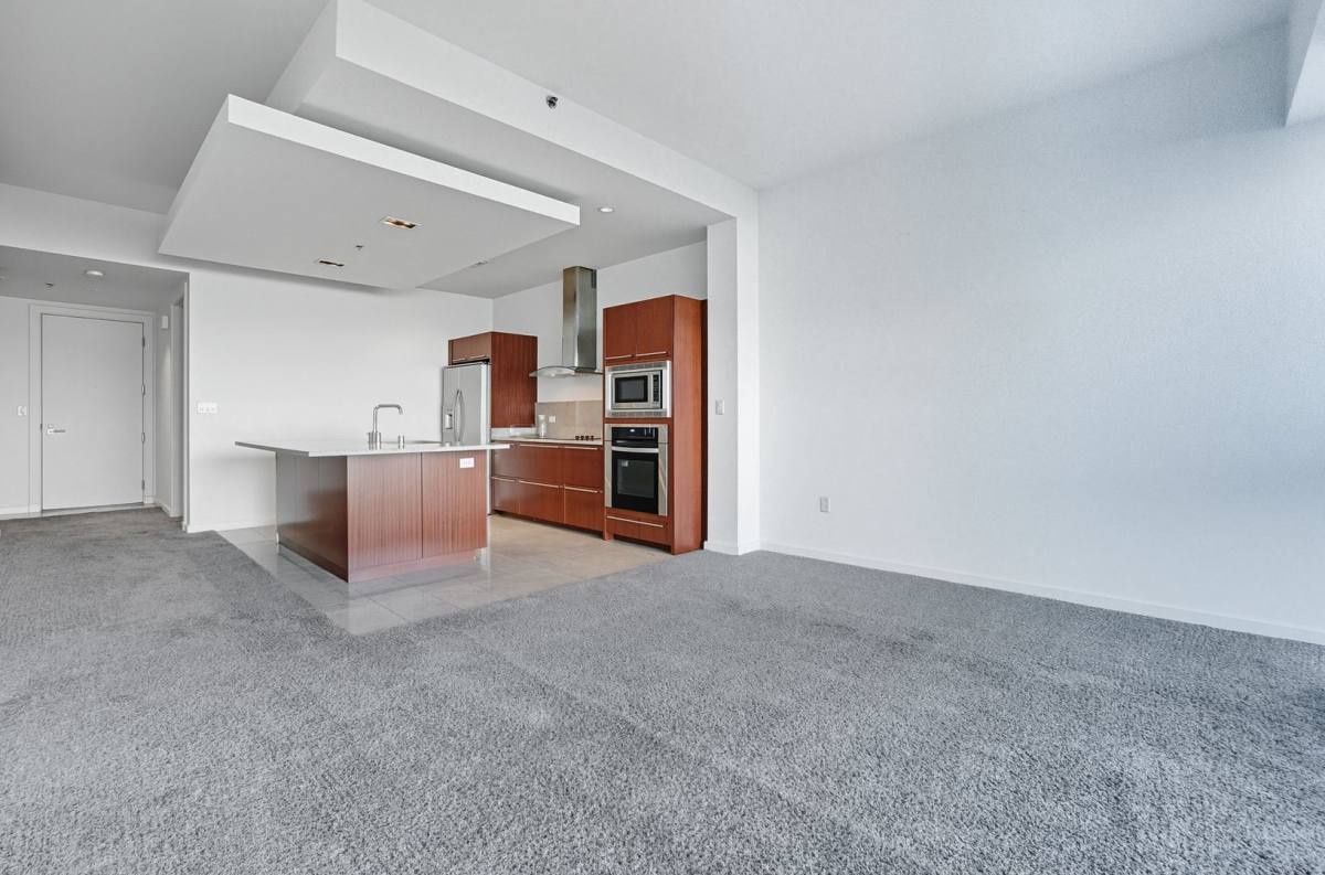 Condo for rent at 4471 Dean Martin Dr, Las Vegas, NV 89103