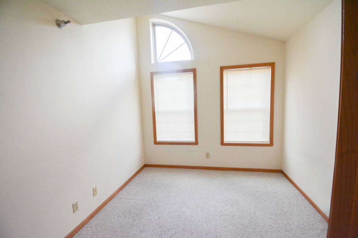 Condo for rent at 1915 Deerhaven Lane NE, Rochester, MN 55906