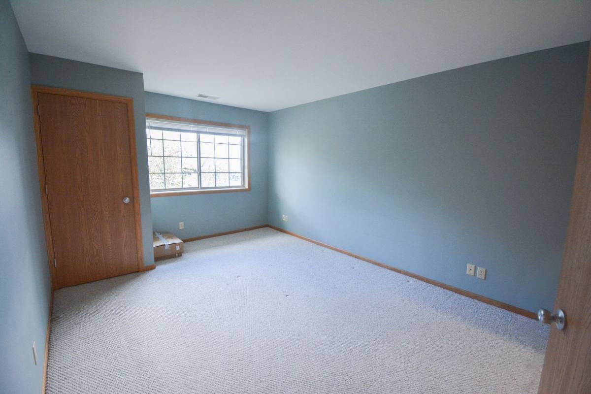 Condo for rent at 1915 Deerhaven Lane NE, Rochester, MN 55906