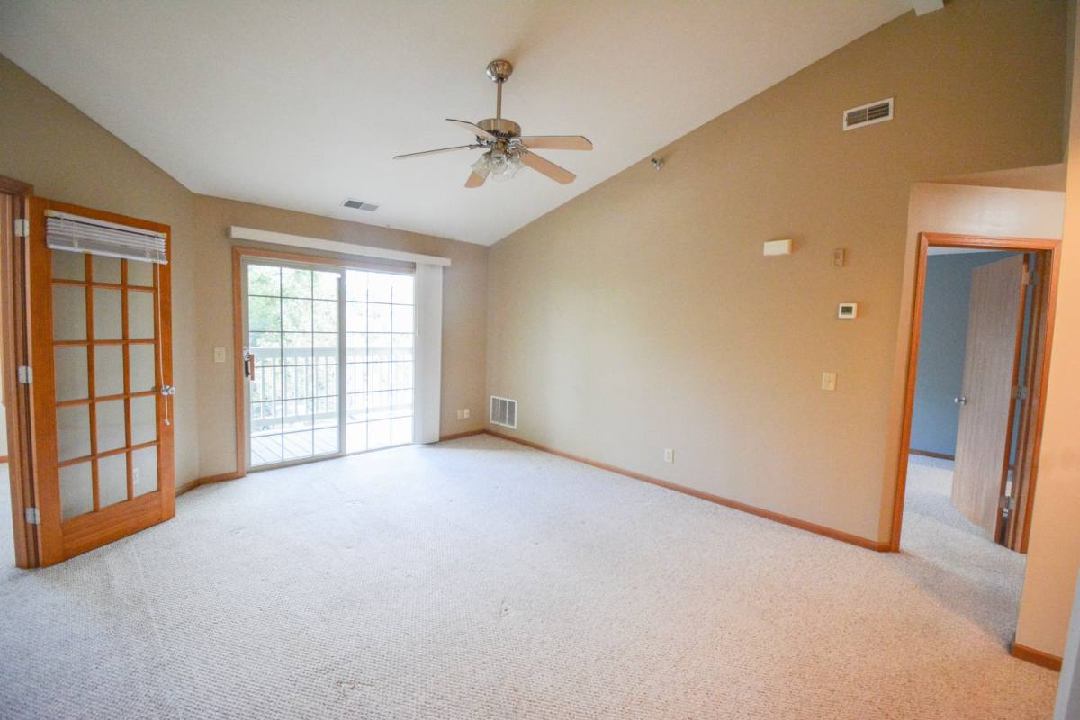Condo for rent at 1915 Deerhaven Lane NE, Rochester, MN 55906