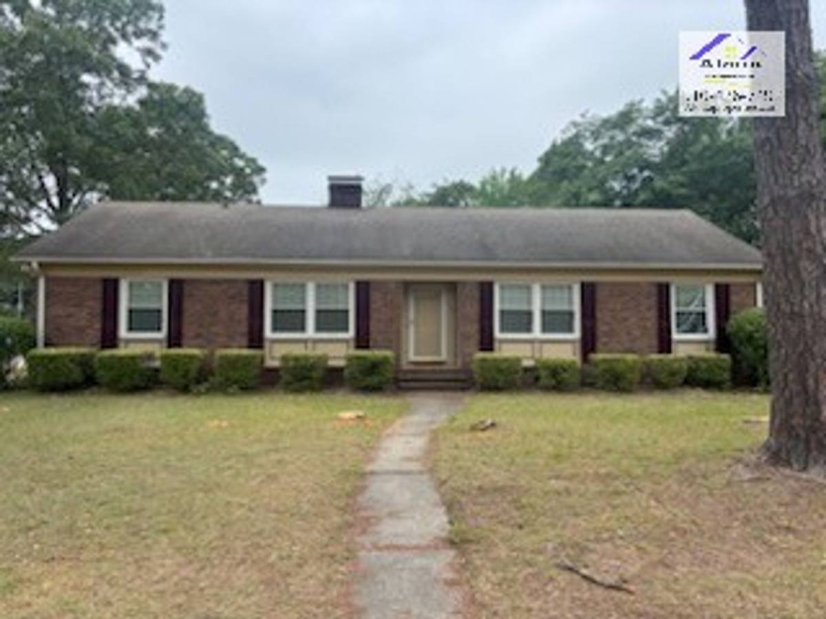 House for rent at 228 Whitney Dr, Fayetteville, NC 28314