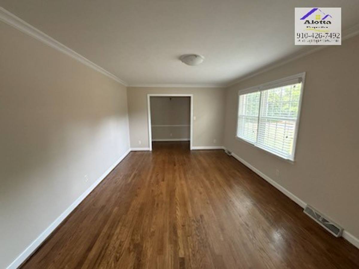 House for rent at 228 Whitney Dr, Fayetteville, NC 28314