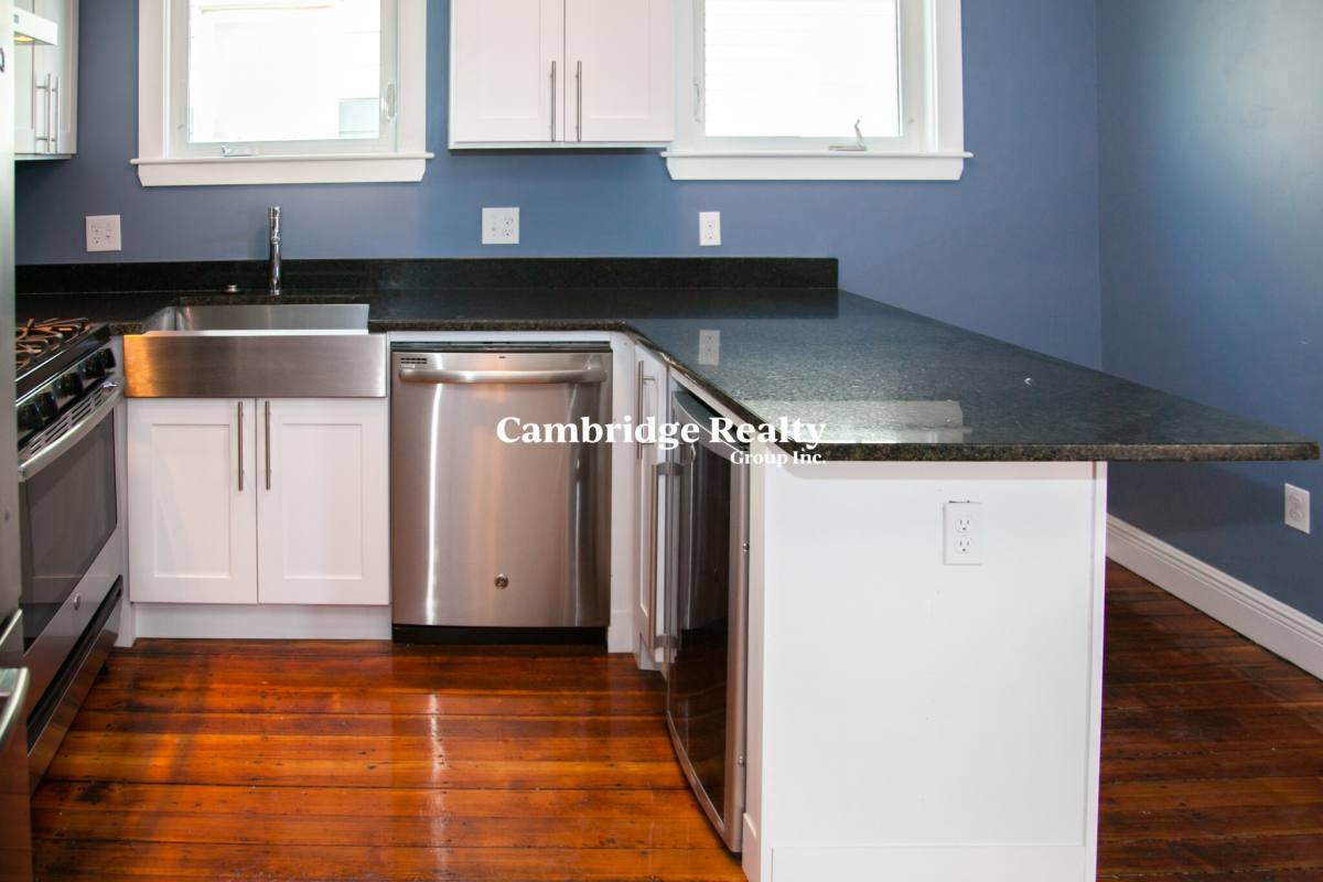 House for rent at 376 Prospect St #3T, Cambridge, MA 02139