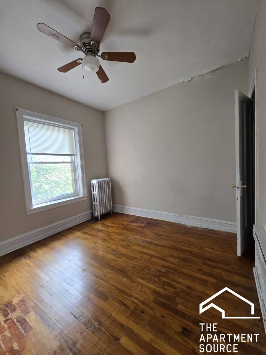 Apartment for rent at 1364 W Estes Ave #2N, Chicago, IL 60626