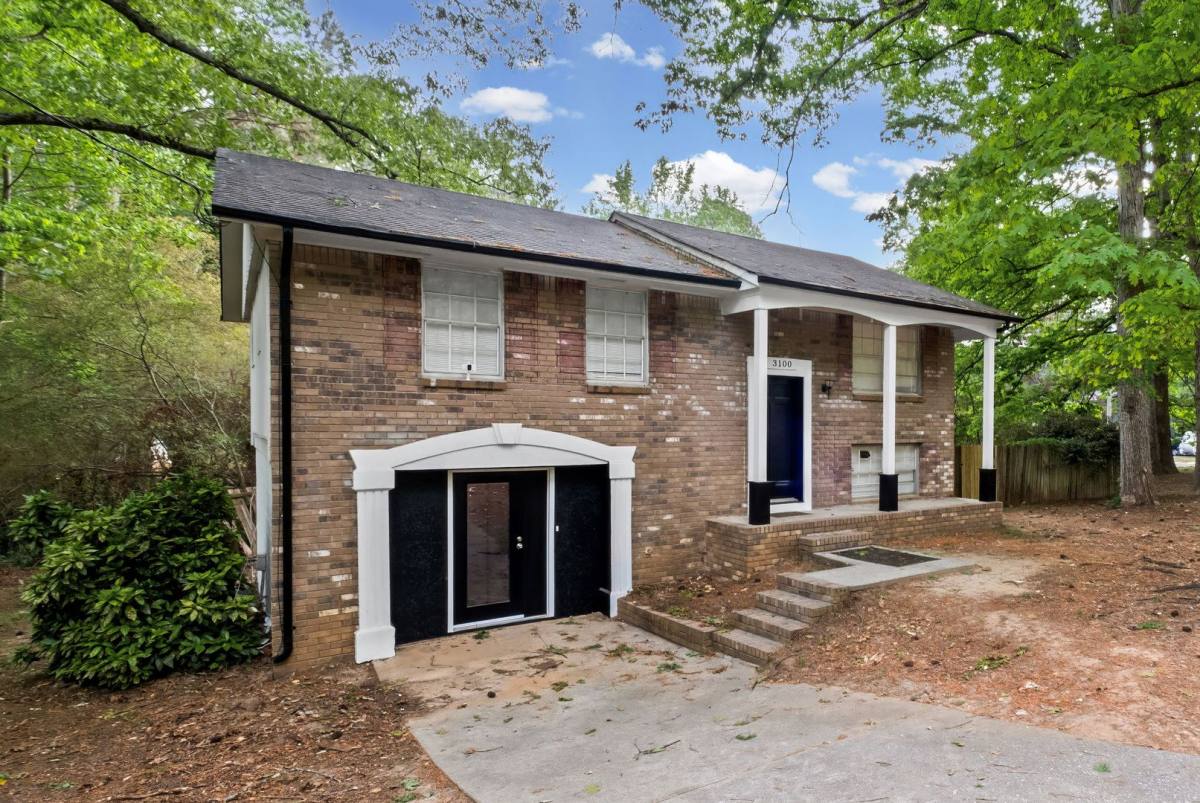Townhouse for rent at 3100 Fern Valley Dr SW, Marietta, GA 30008