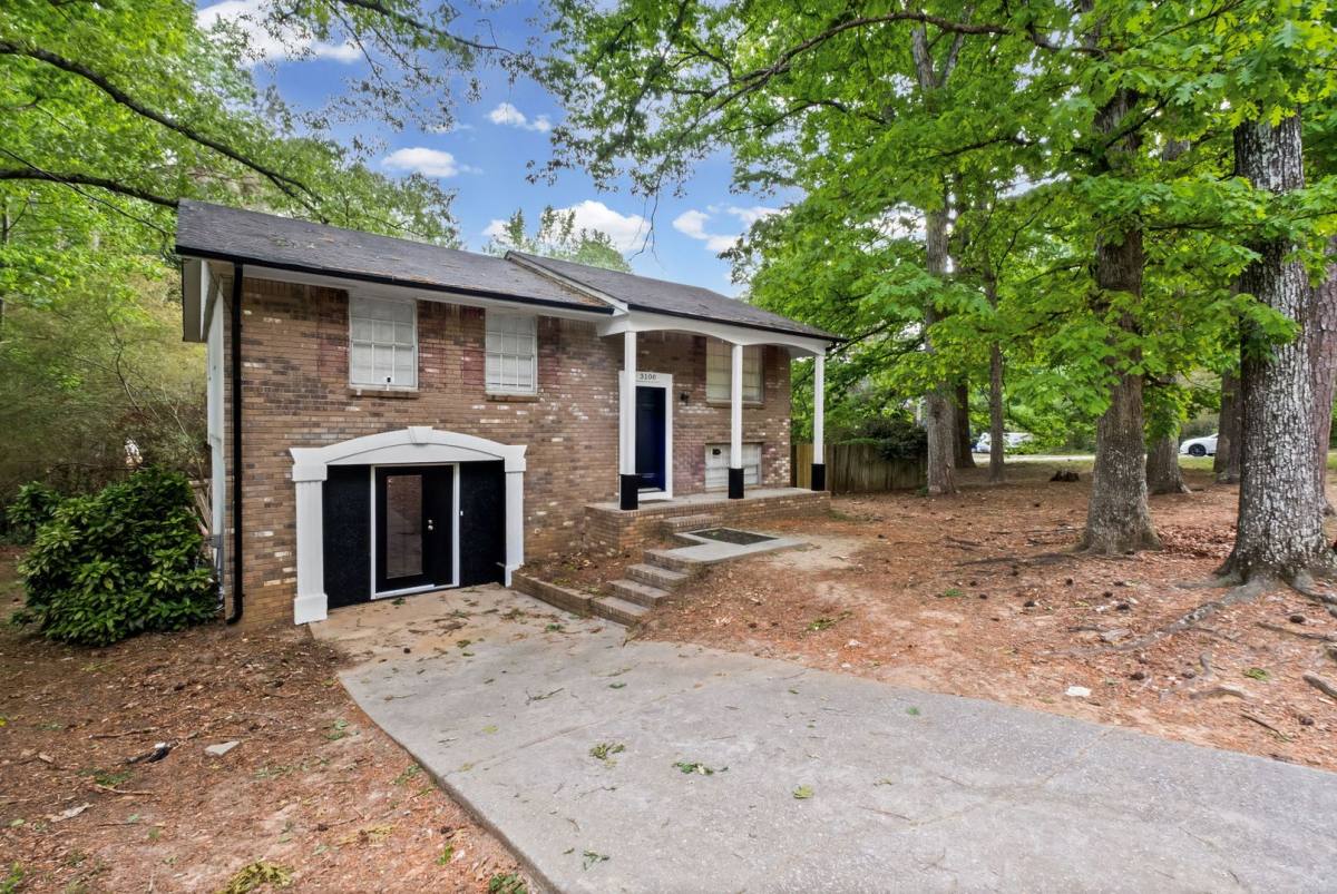 Townhouse for rent at 3100 Fern Valley Dr SW, Marietta, GA 30008