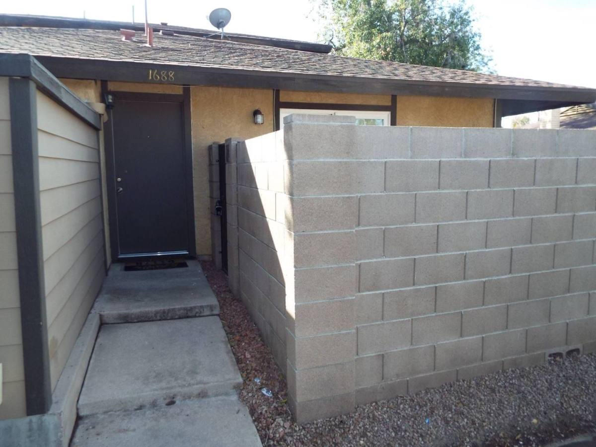 Condo for rent at 1688 W Village Way, Tempe, AZ 85282