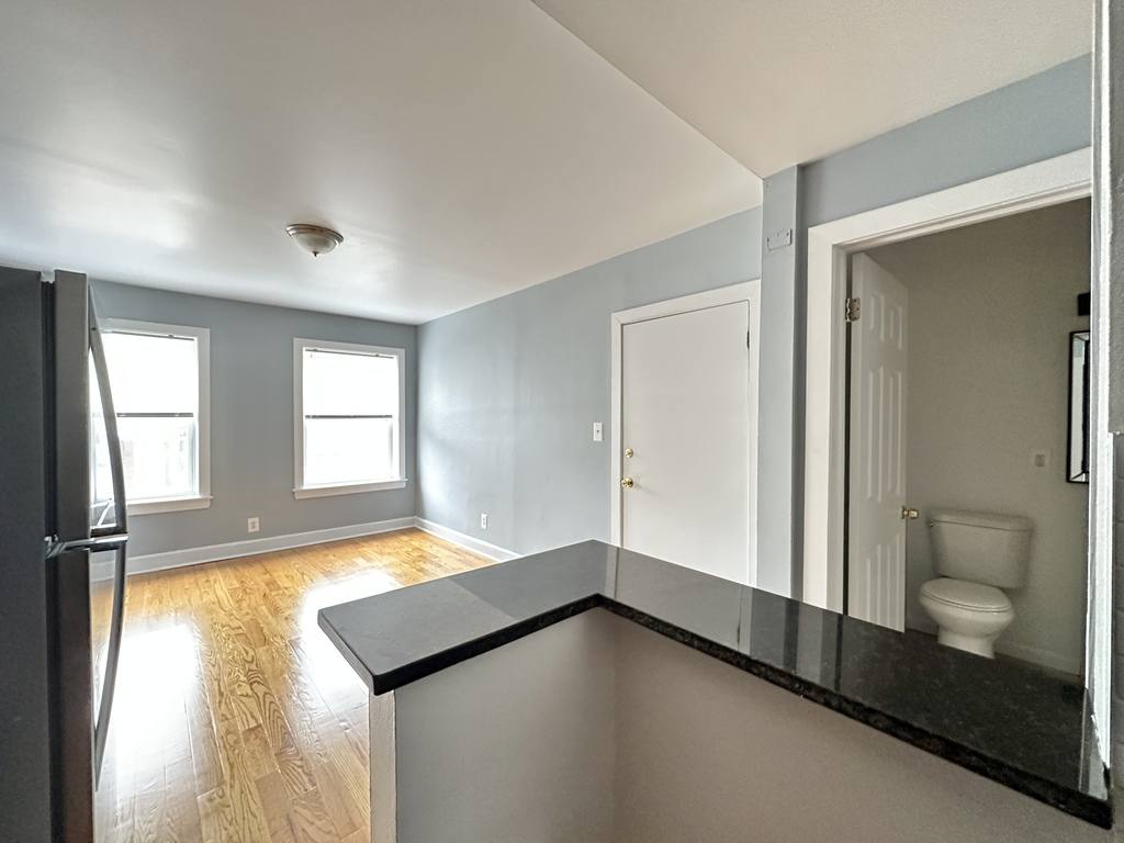 Apartment for rent at 5670 Ridge #S3, Chicago, IL 60660