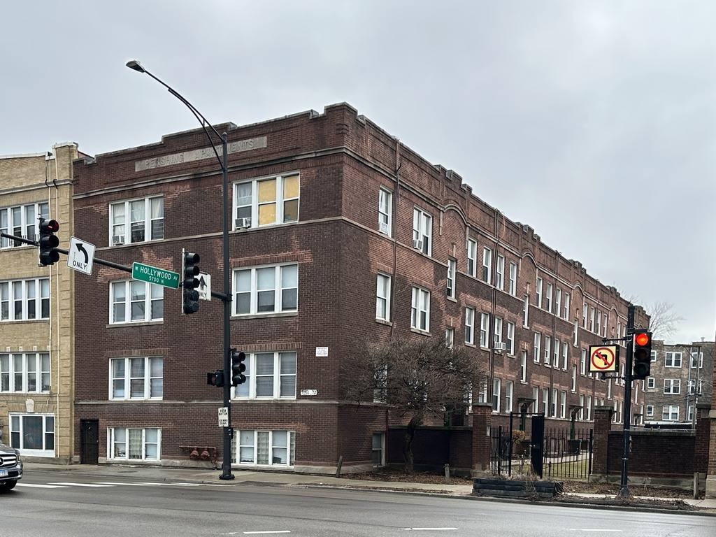 Apartment for rent at 5670 Ridge #S3, Chicago, IL 60660