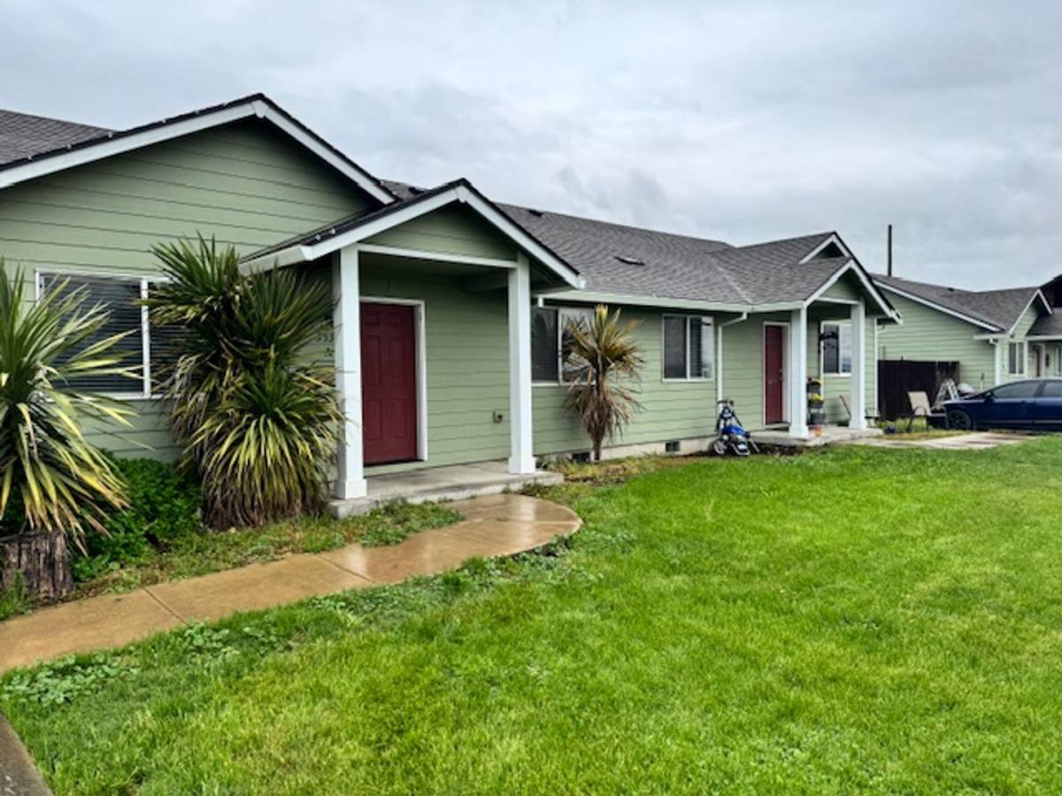 Apartment for rent at 3530 Britt Ave, Medford, OR 97501