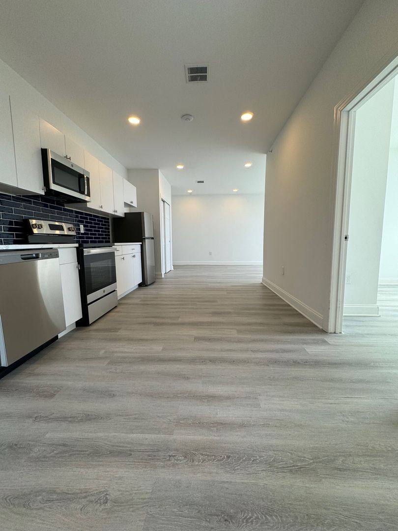 Apartment for rent at 1600 W Hunting Park, Philadelphia, PA 19140