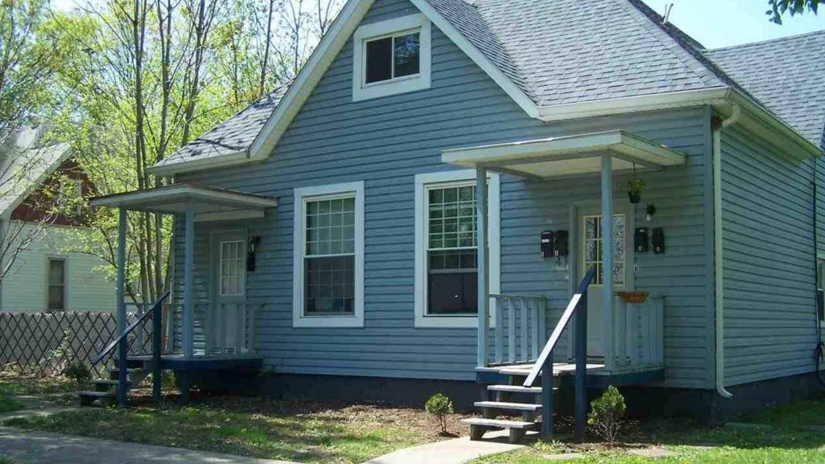 Apartment for rent at 812 N 11th St #C, Terre Haute, IN 47807