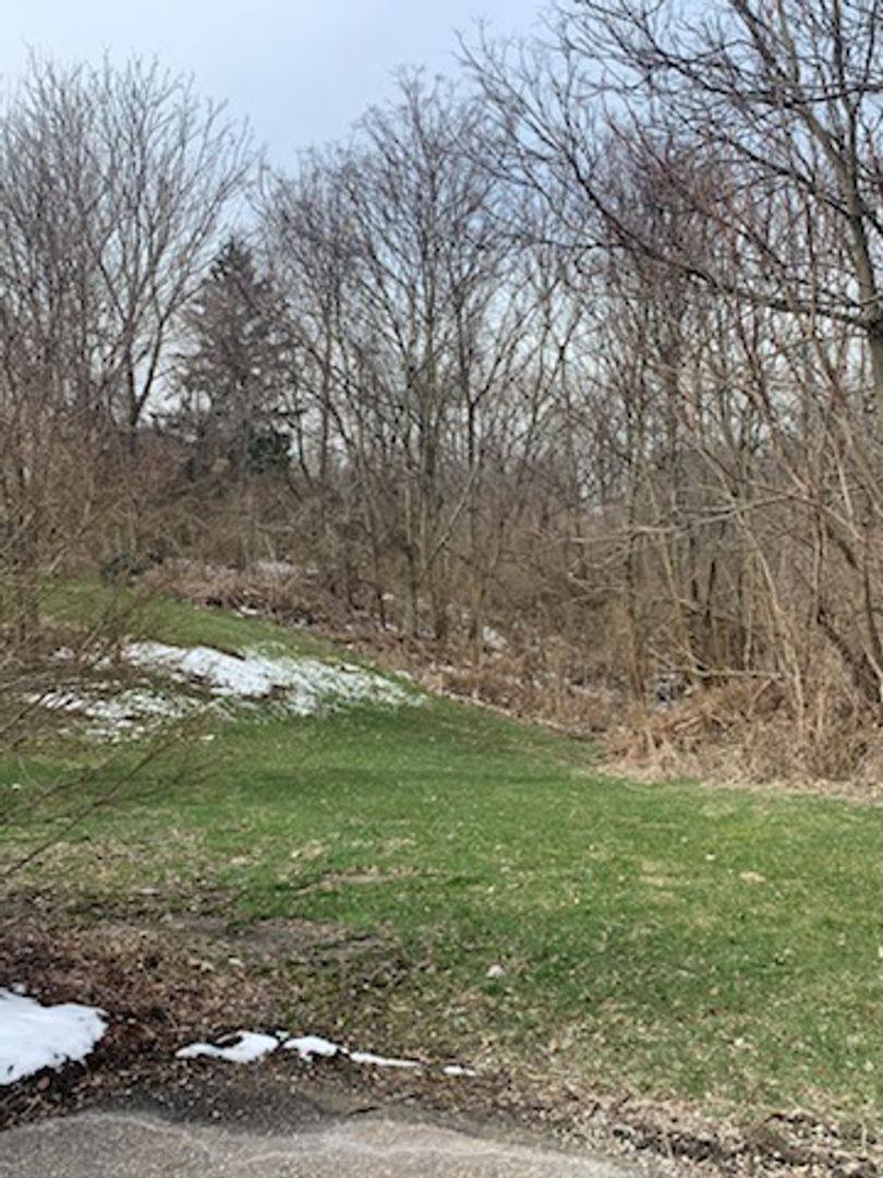 Apartment for rent at 8434 Silver Lake Rd, Linden, MI 48451