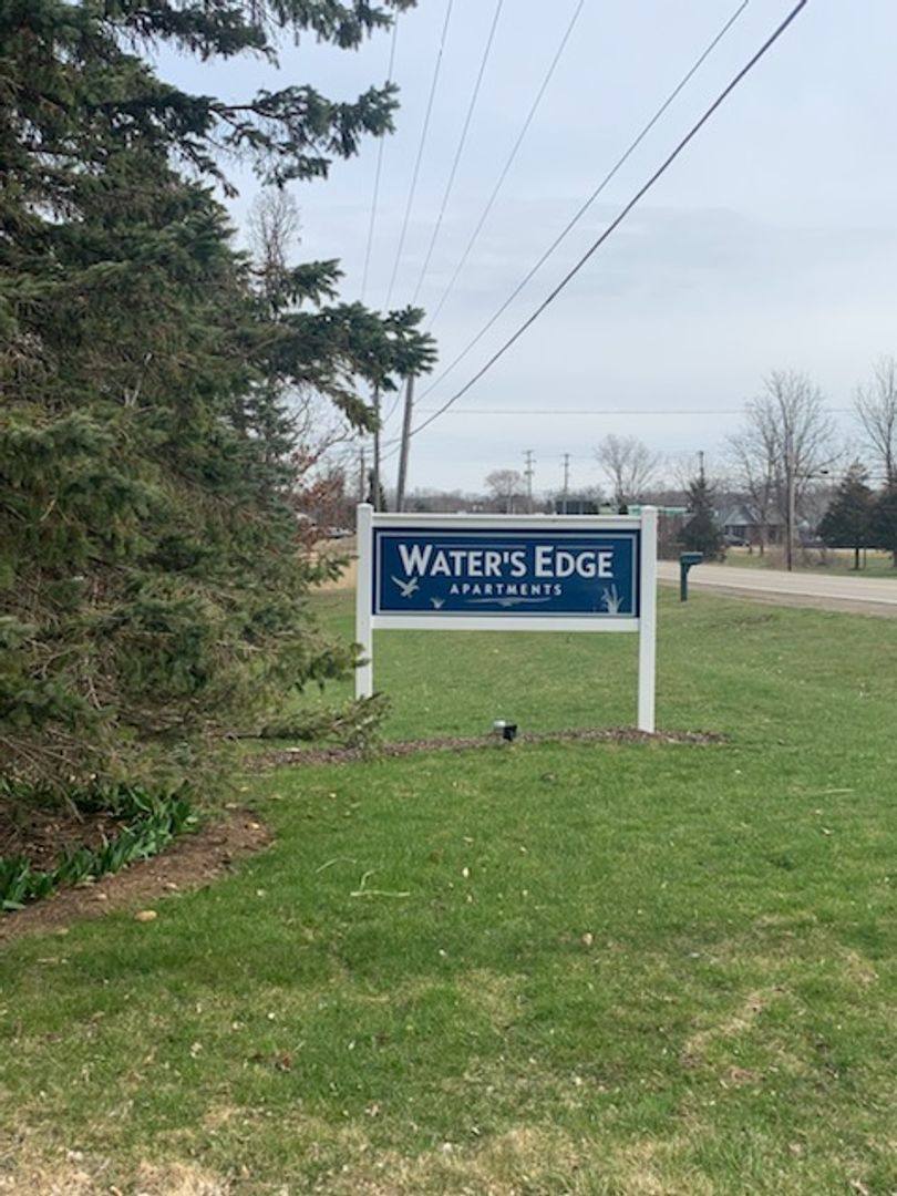 Apartment for rent at 8434 Silver Lake Rd, Linden, MI 48451