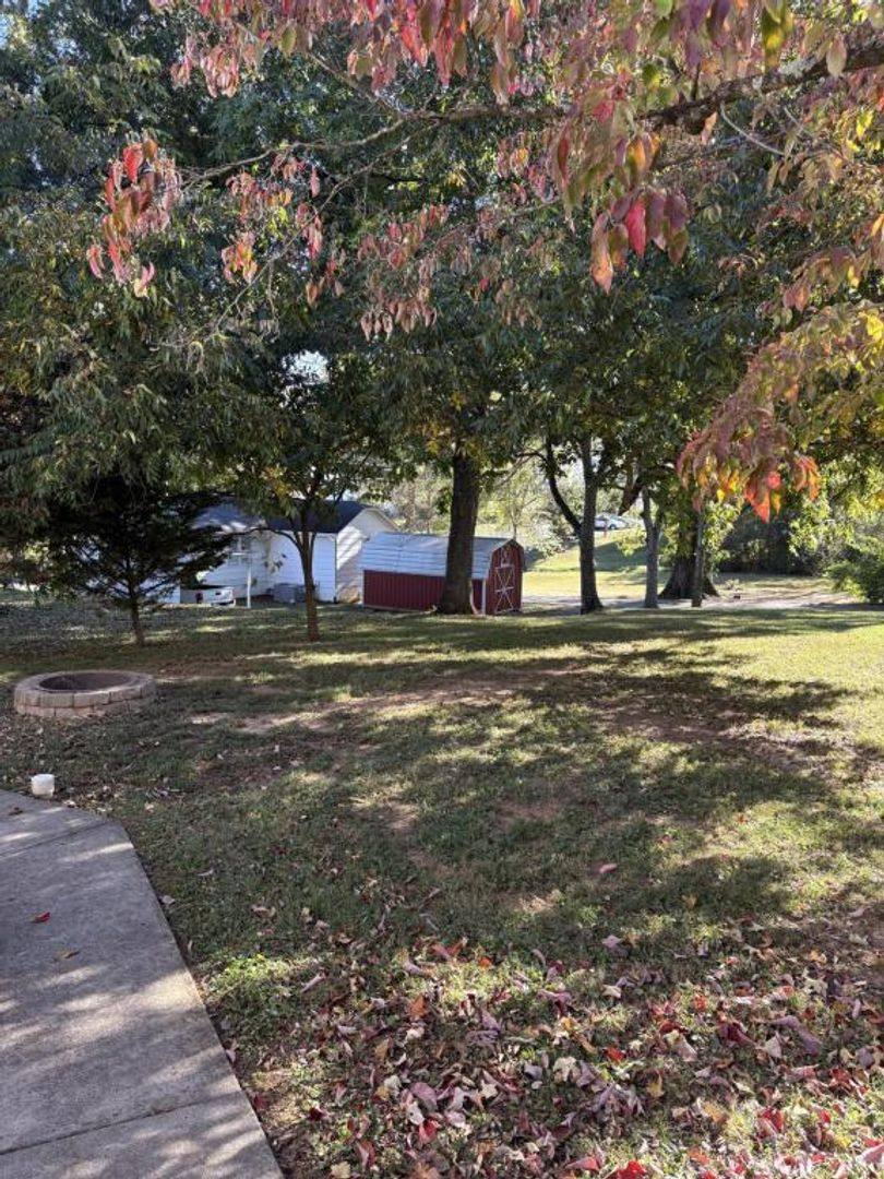 Apartment for rent at 1270 Peoples St, Cleveland, TN 37311