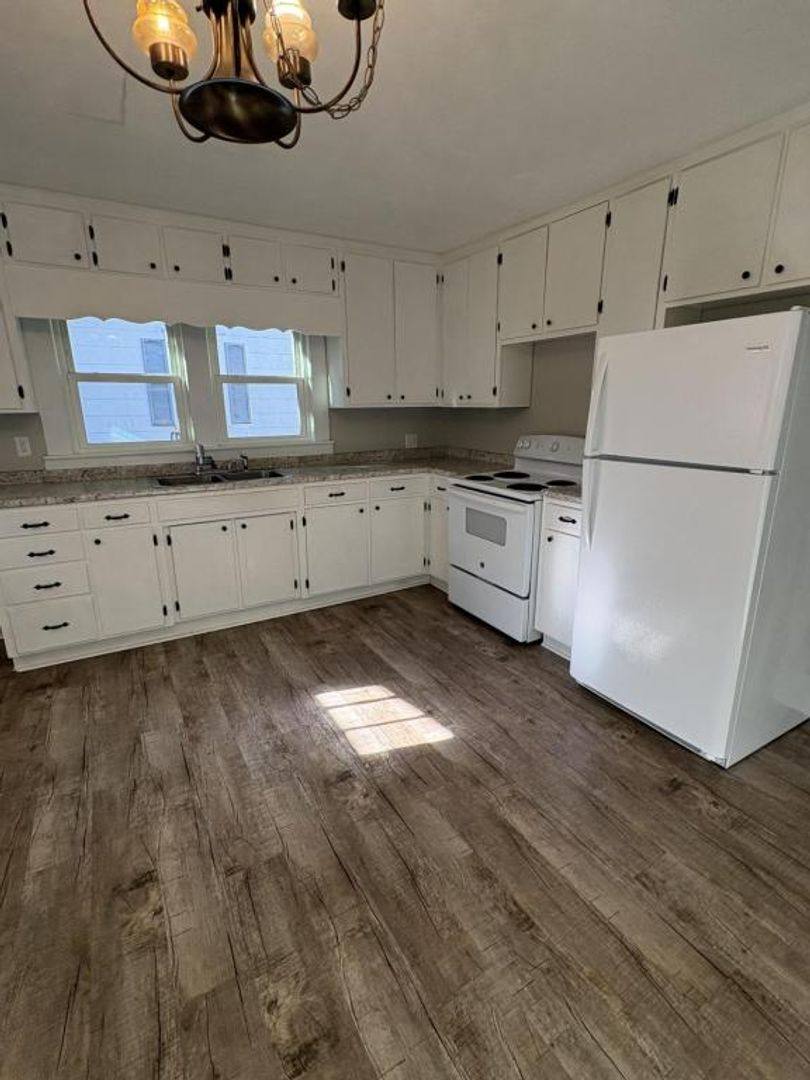 Apartment for rent at 1270 Peoples St, Cleveland, TN 37311