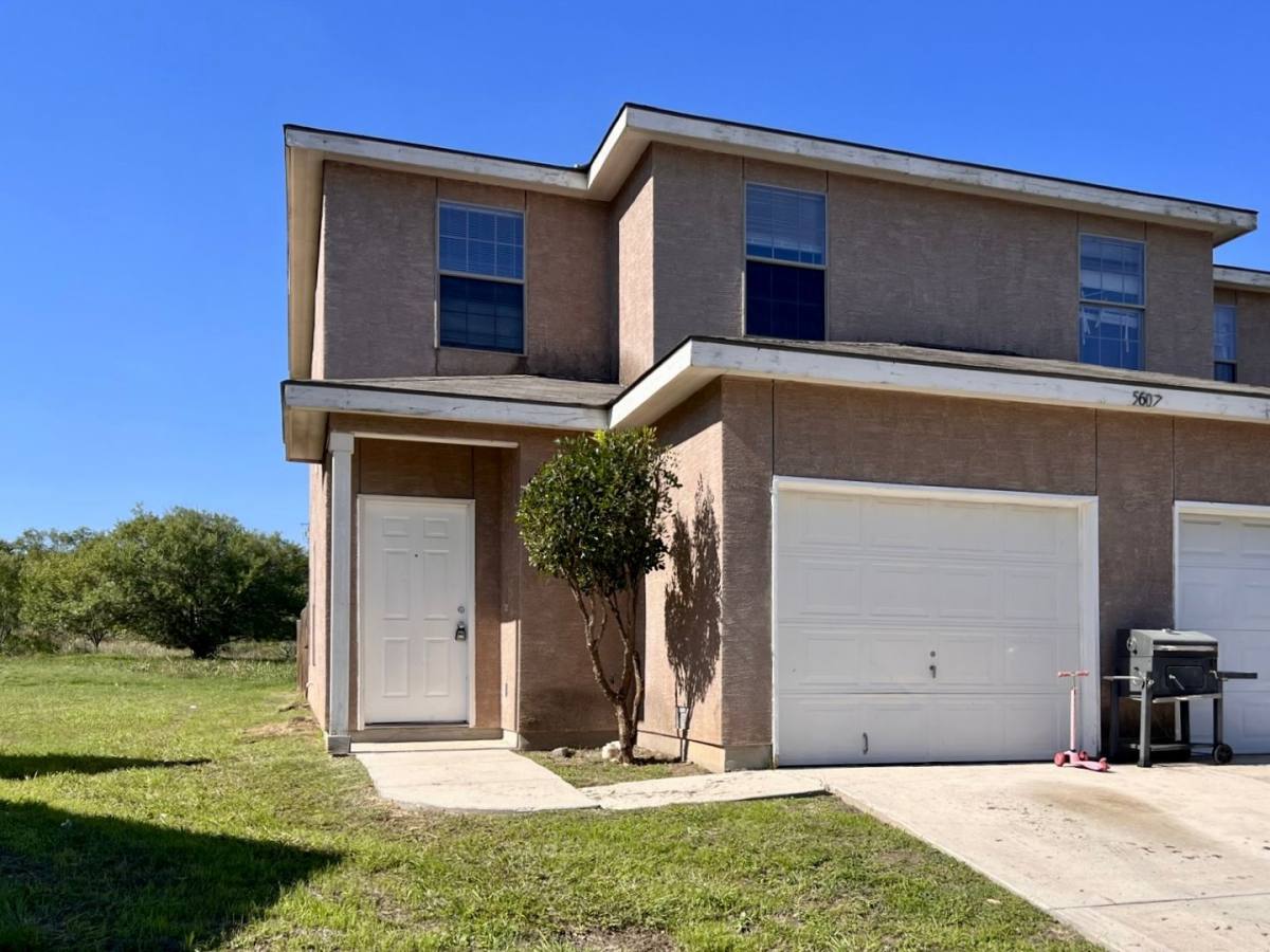 Townhouse for rent at 5607 Golf Mist #1, San Antonio, TX 78244