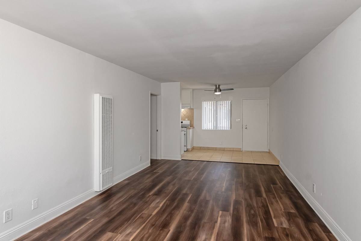 Apartment for rent at 5851 Hazeltine Ave, Van Nuys, CA 91401