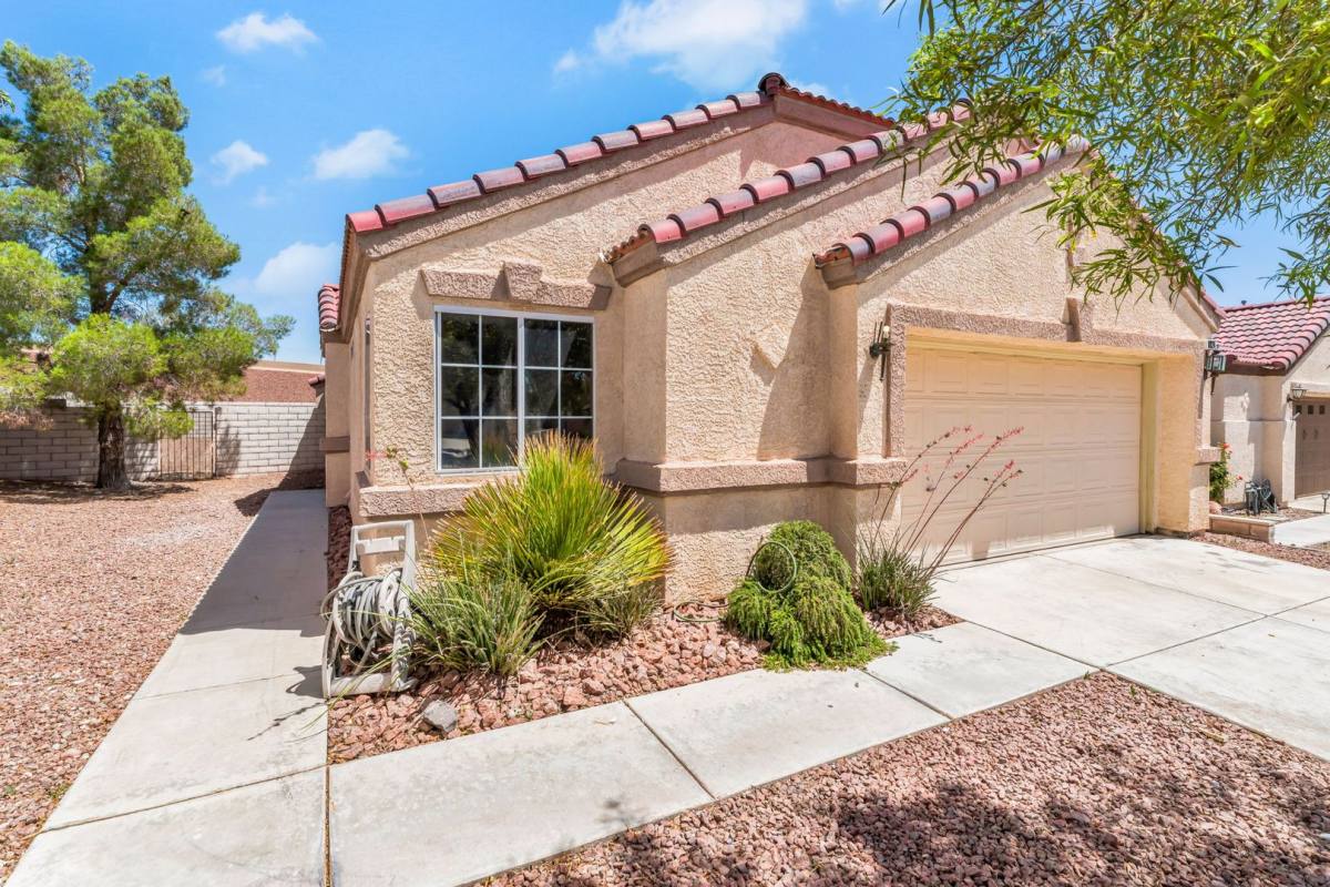 House for rent at 8924 Colorful Pines, Las Vegas, NV 89143