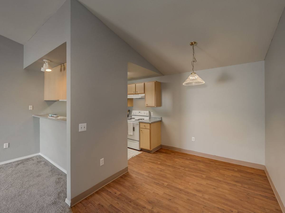 Apartment for rent at 16916 SE Powell Blvd, Portland, OR 97236